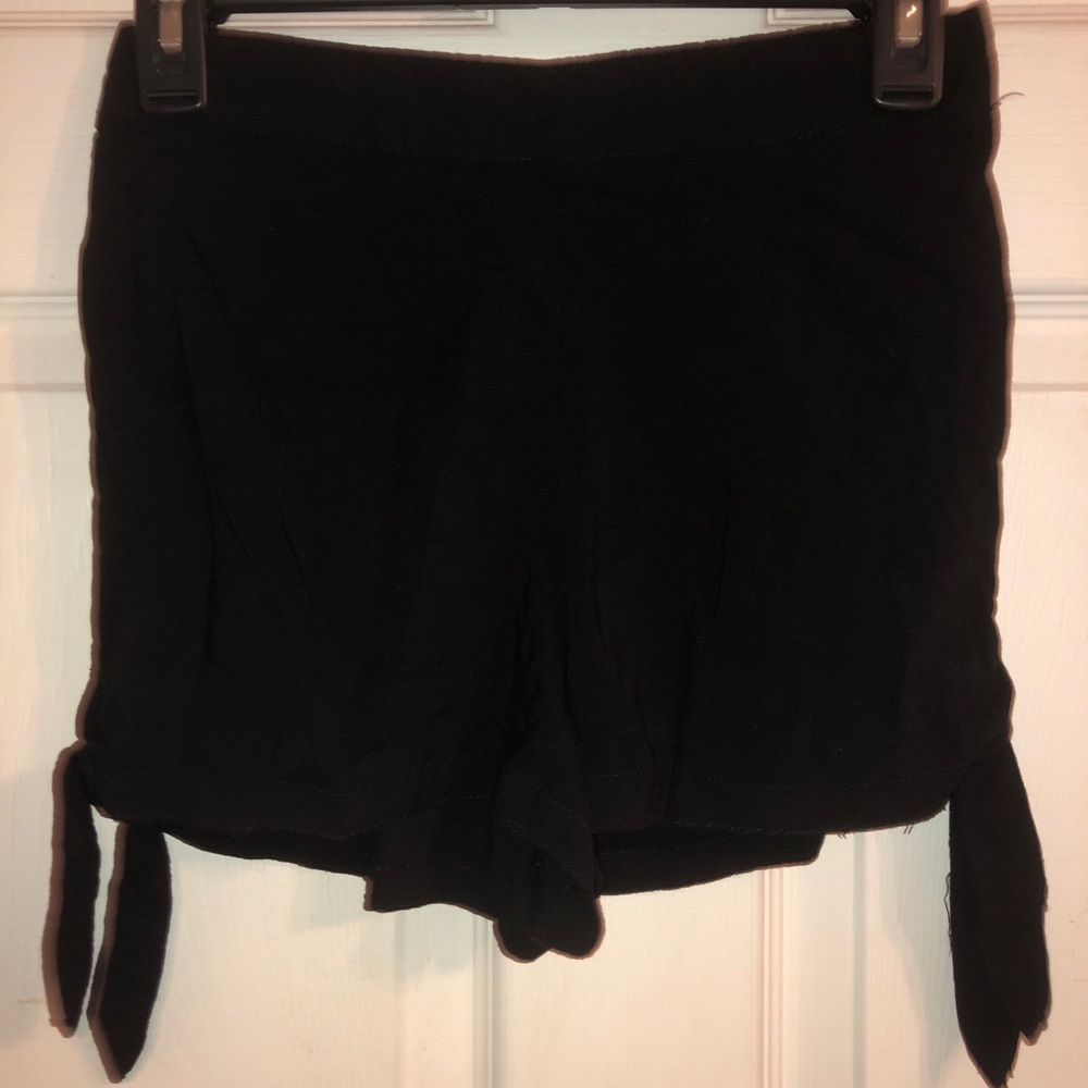 Black tie shorts